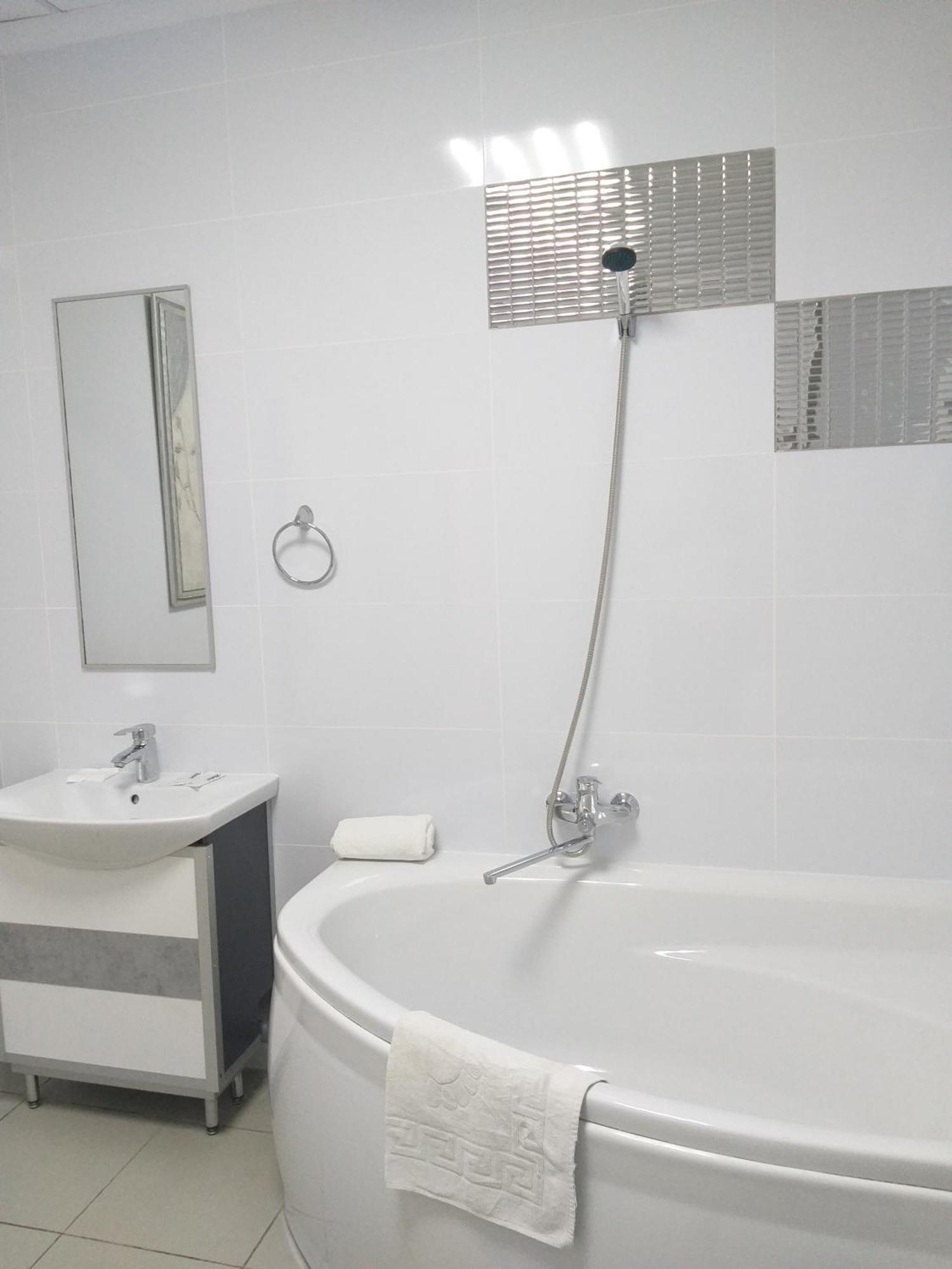 Sherlock Hotel 哈尔科夫 外观 照片